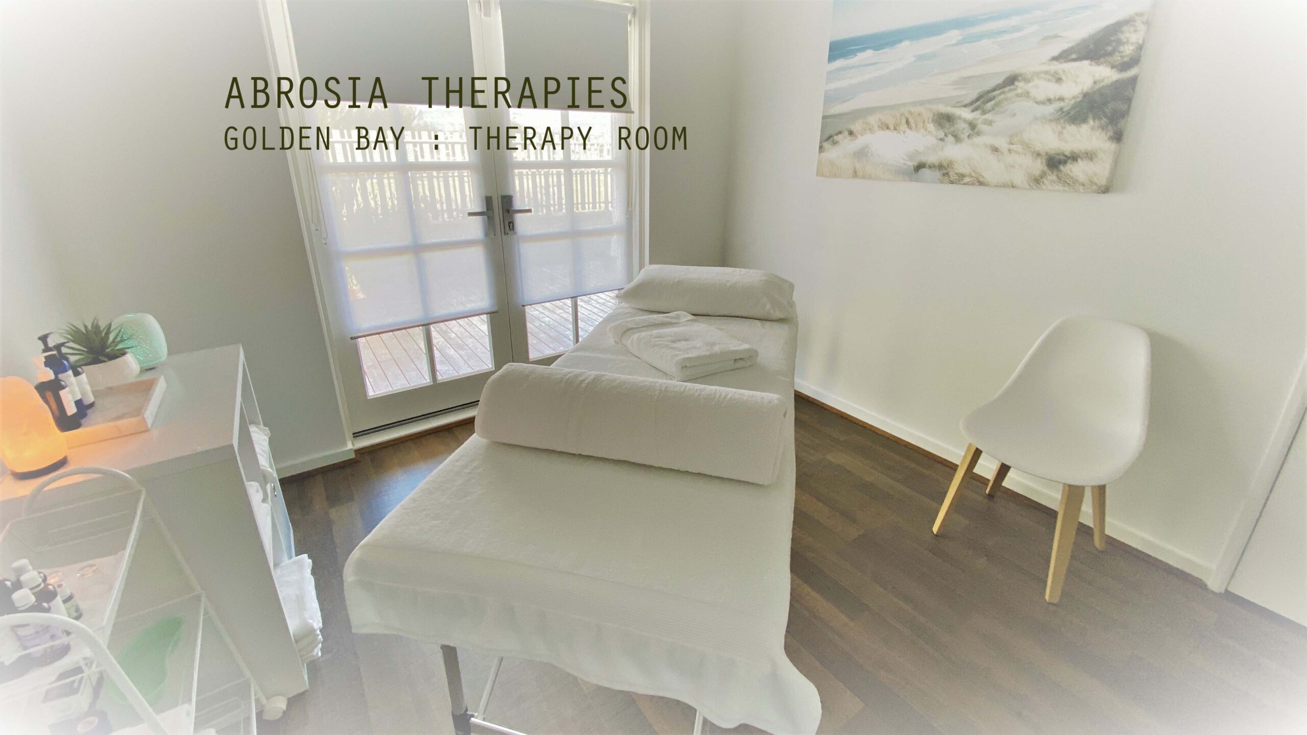 GOLDEN BAY THERAPY ROOM